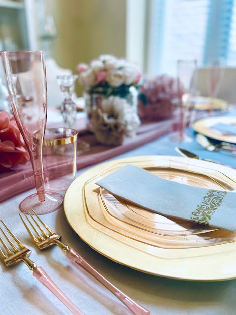 Sharing a table setting with paper products