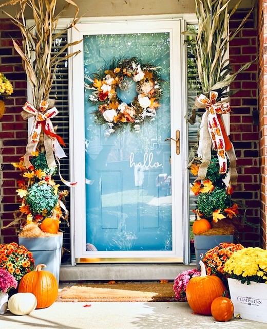 Another picture of the small fall porch all decorated 