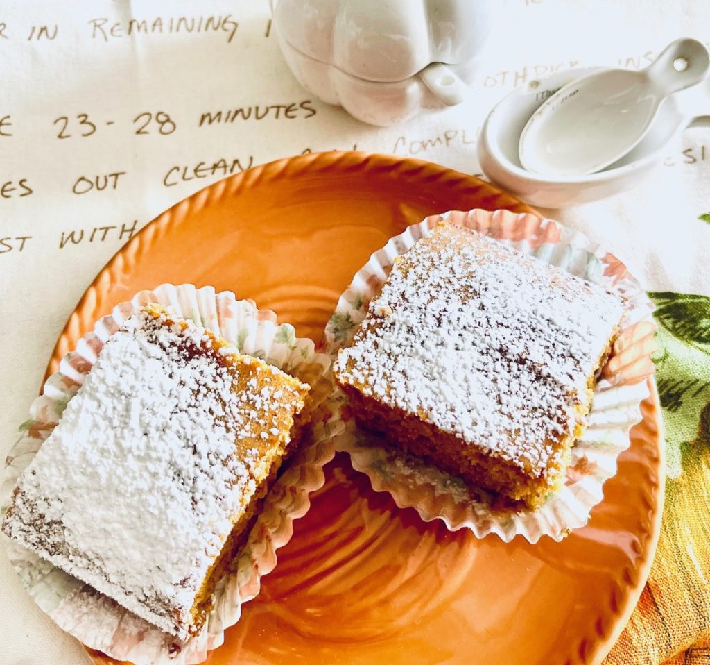 gluten free Pumpkin bars for thanksgiving dinner