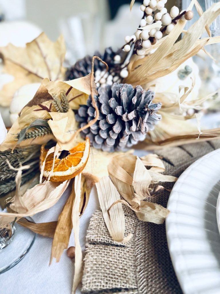  10 Simple And Elegant Thanksgiving Table Ideas