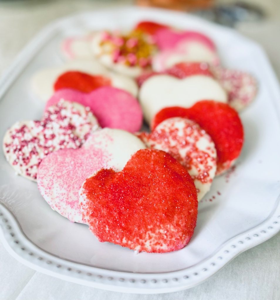 How to create the most special Valentine Garland, also a cookie recipe with picture