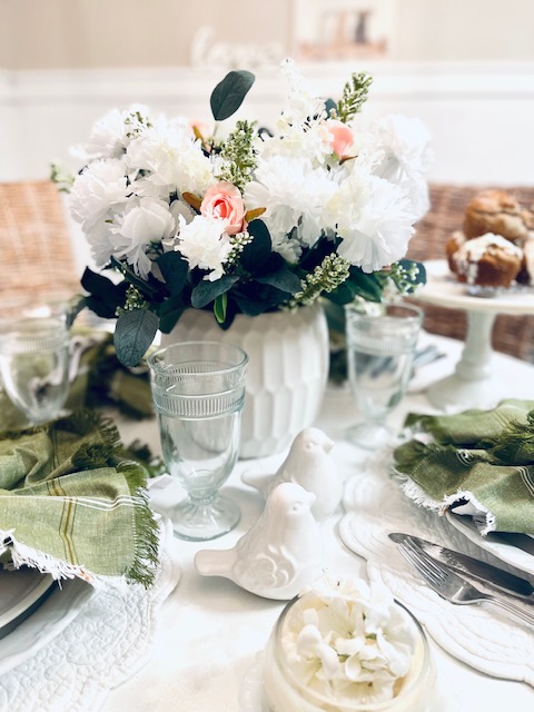 How To Set A Simple Spring Table Scape