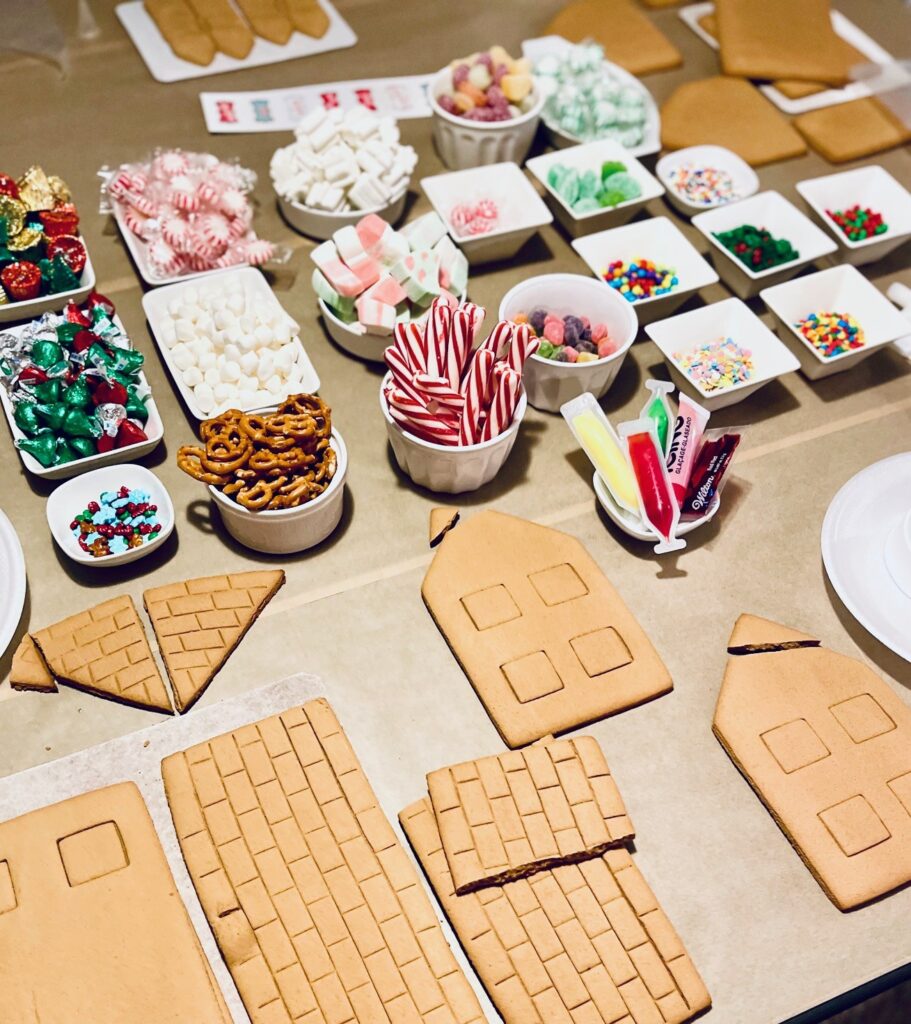 The Easiest Way To Make A Gingerbread House - Exquisitely Unremarkable