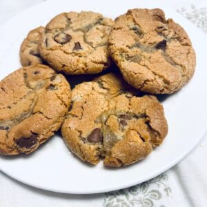 These are really the best gluten-free chocolate chip cookies picture of cookies